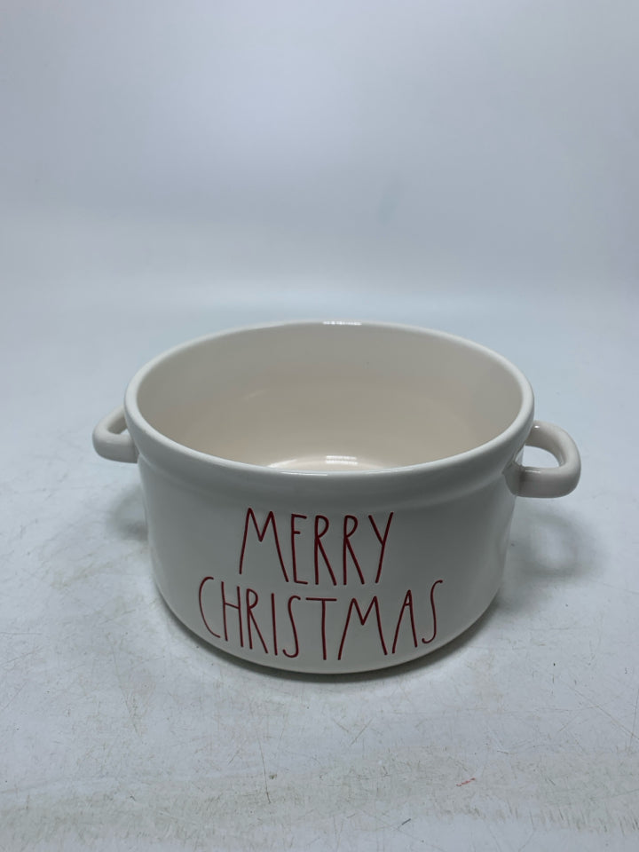 CIRCLE RAE DUNN WHITE MERRY CHRISTMAS BAKING DISH W/ HANDLES.