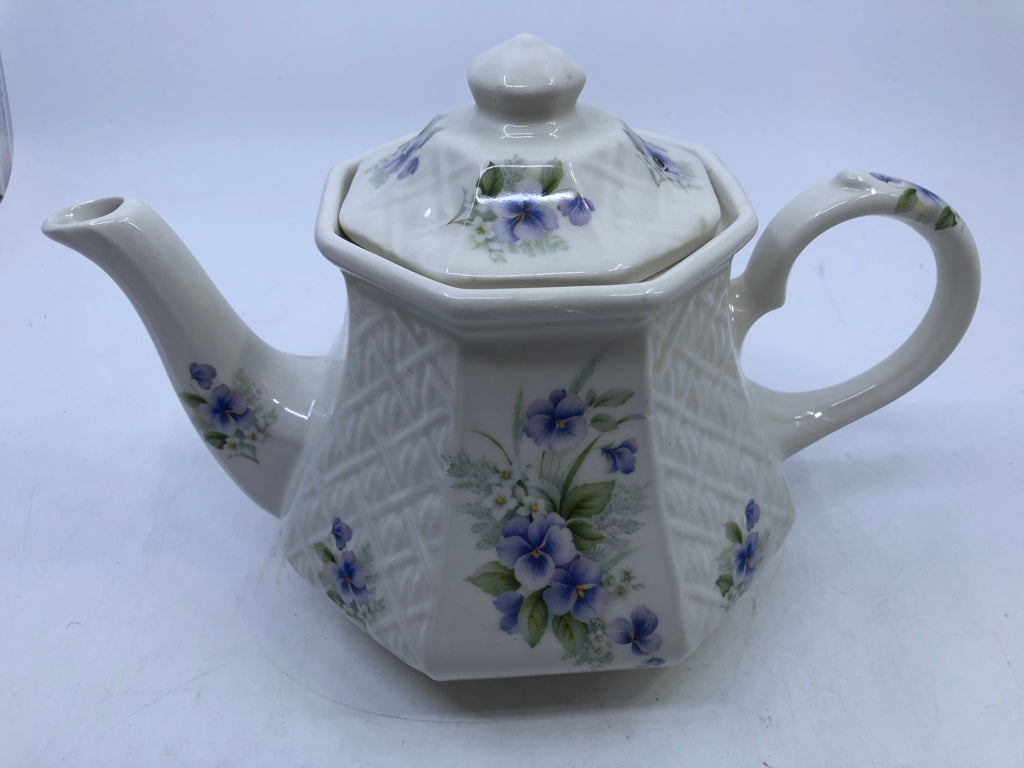 PURPLE FLORAL TEAPOT.