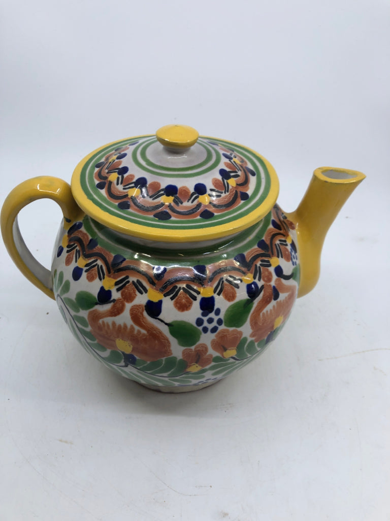 YELLOW/GREEN TEAPOT PUEBLA MEZICO.