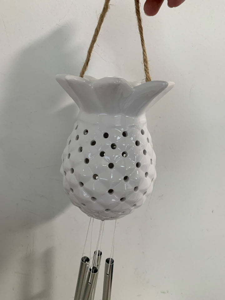CERAMIC PINEAPPLE WIND CHIME W/ LIGHT.