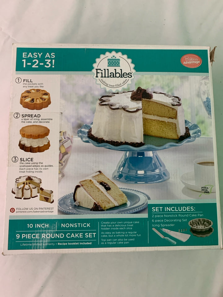 NIB FILLABLES CAKE PAN SET