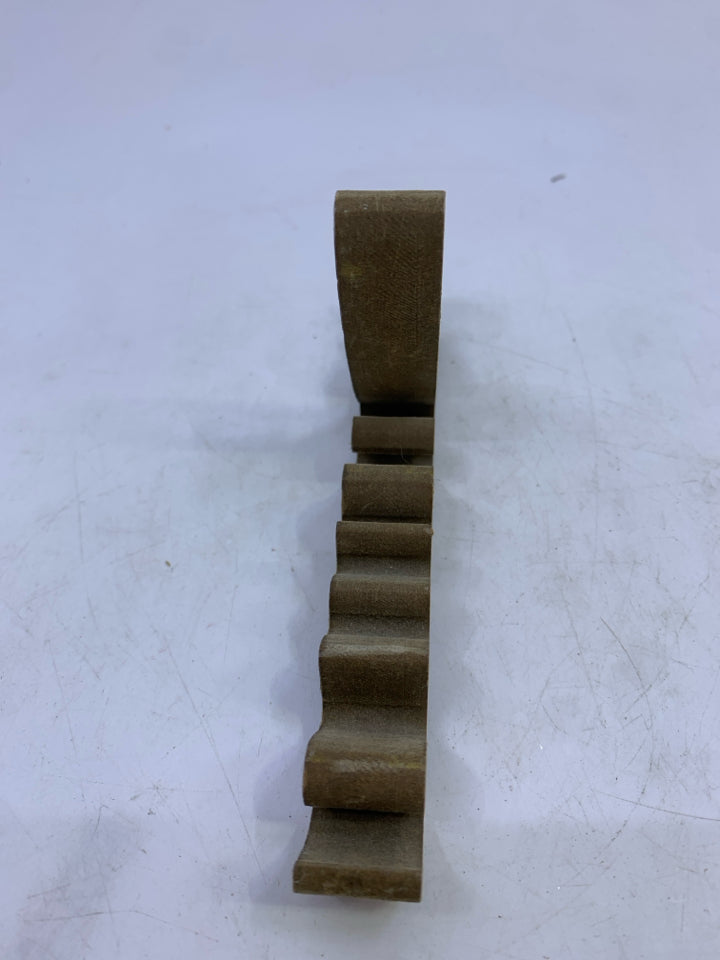 WOOD "WELCOME" CUTOUT SIGN.