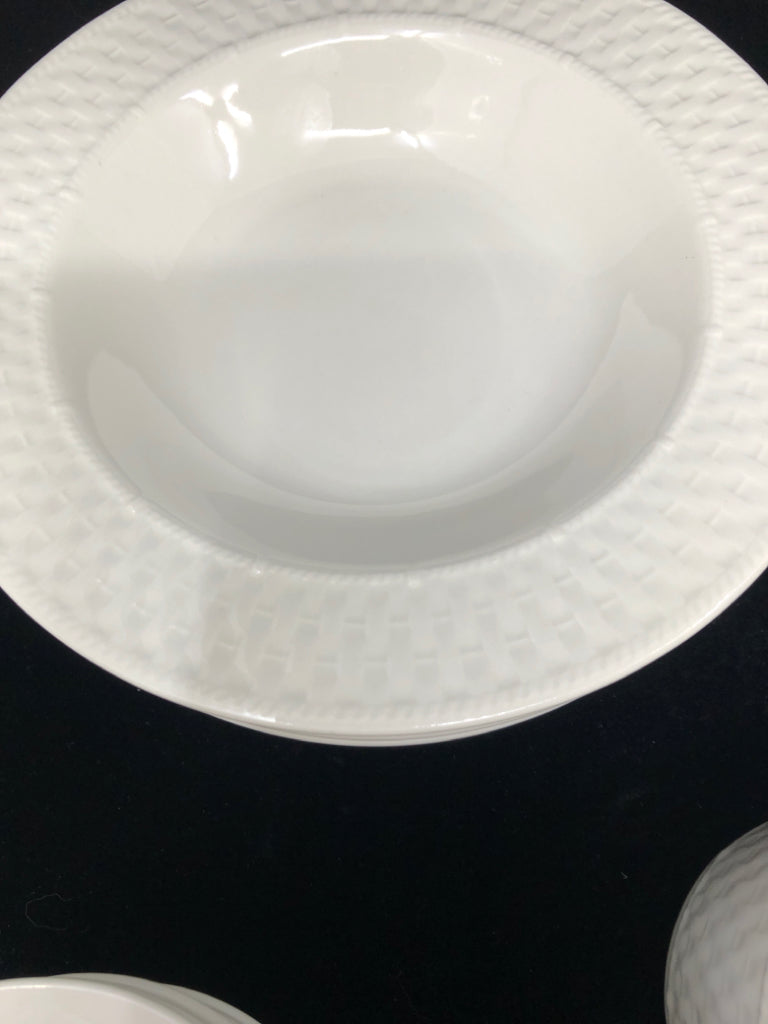 45PC- SVC 6 WHITE WICKER BASKET WEAVE DISH SET.
