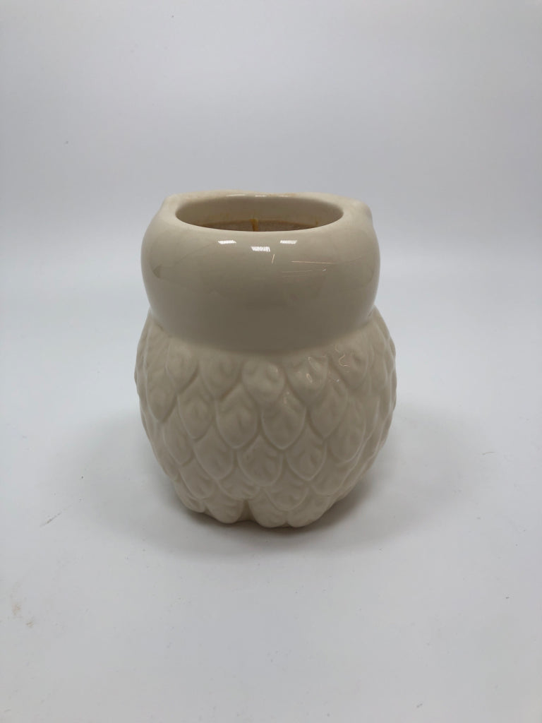 OWL CANDLE - BATH & BODY WORKS.