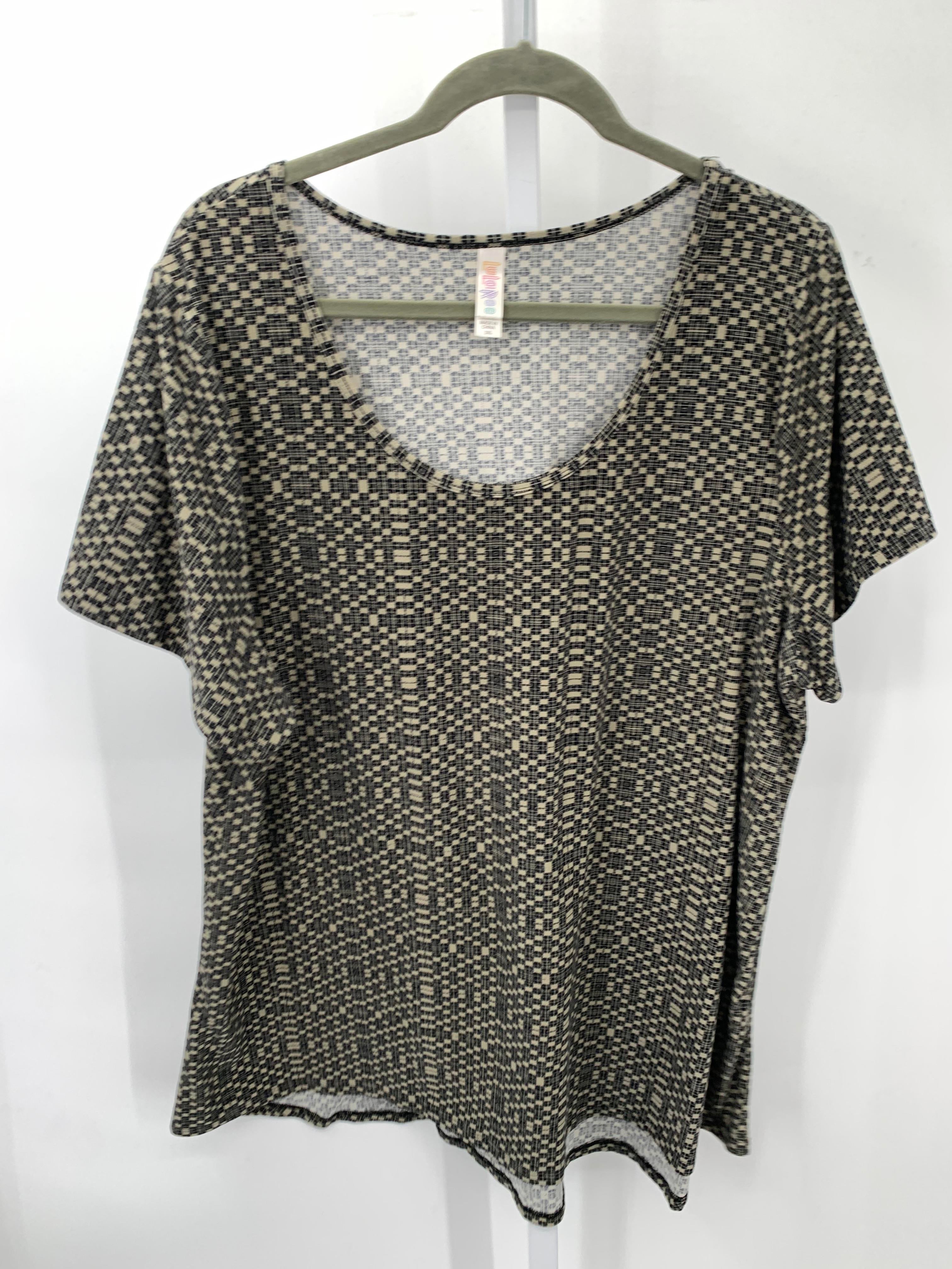 Lularoe Size 3X Womens Short Sleeve Shirt