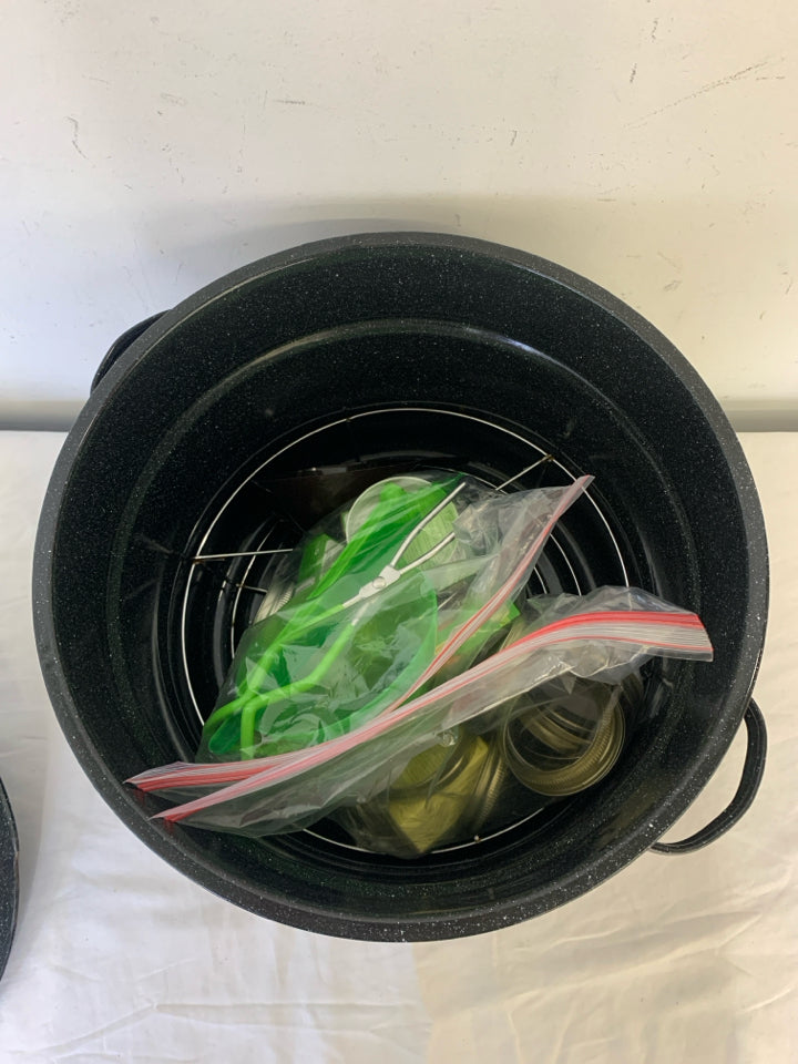 5 PIECE CANNING SET W ENAMEL POT.