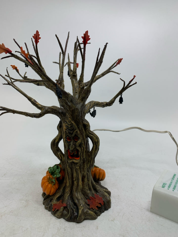 VTG DEPT 56 "LIT SPOOKY" TREE HALLOWEEN VILLAGE WORKING.