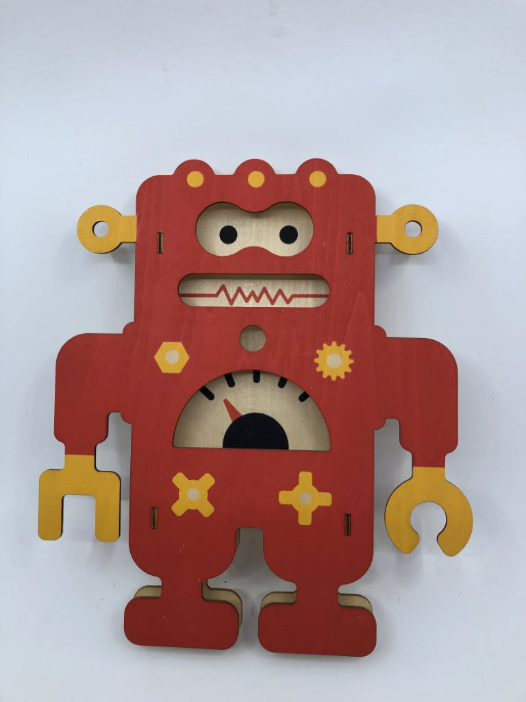 RED ROBOT WOOD DECOR.