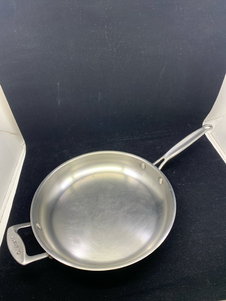 CUISINART STAINLESS STEEL OPEN SKILLET WITH HELPER HANDLE.