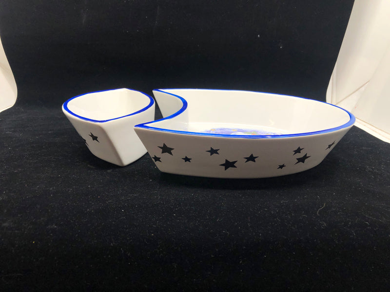 2 PC OVAL BLUE SNOWMAN CHIP & DIP SERVING SET.