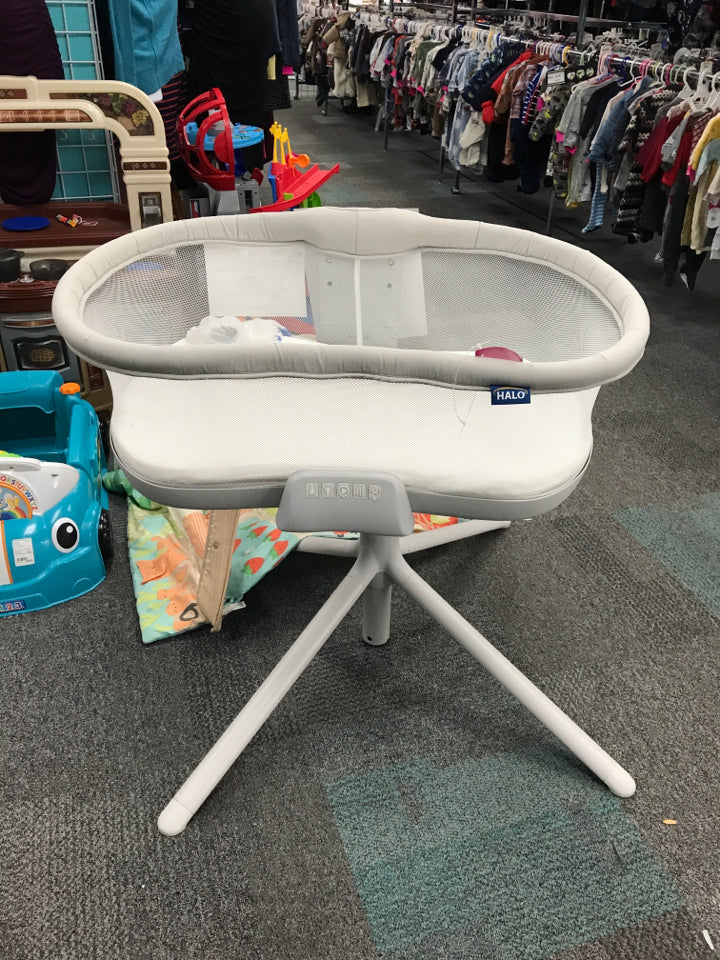 Halo Bassinet Swivel Sleeper