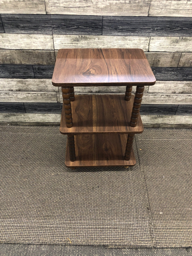 3 TIER DARK WOOD RECTANGLE SIDE TABLE.