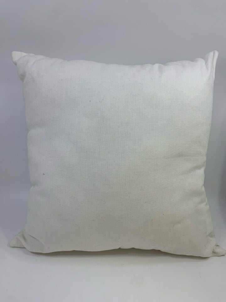 WHITE ACCENT PILLOW W/NAVY CORAL DESIGN.