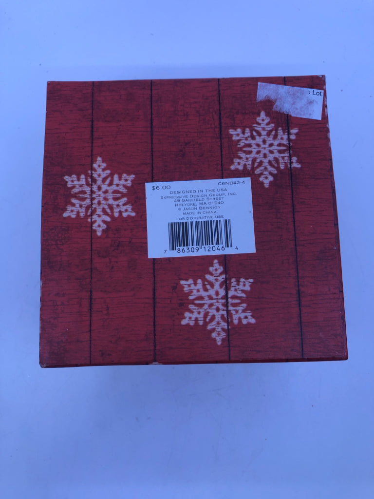 SEASONS GREETINGS GIFT BOX.