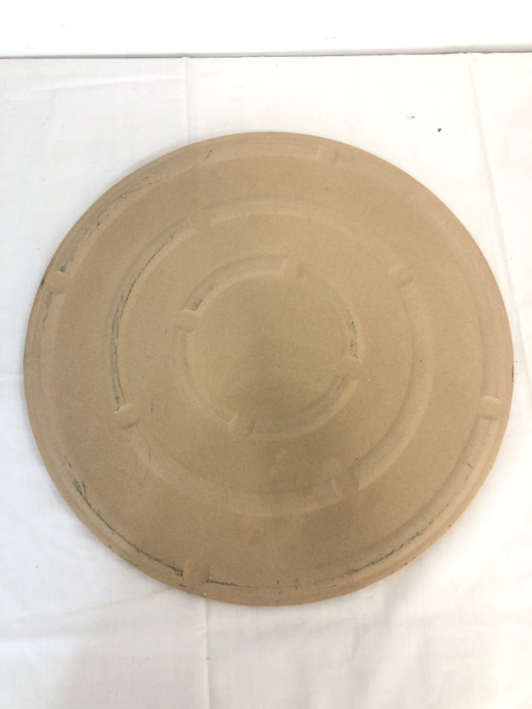 HEAVY ROUND BAKING STONE.