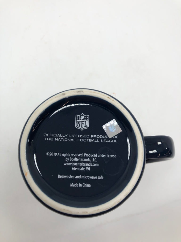 PATRIOTS COFFEE MUG.