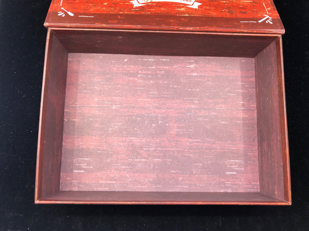 "NORTH POLE TOY CO" STORAGE BOX MAGNETIC LID.