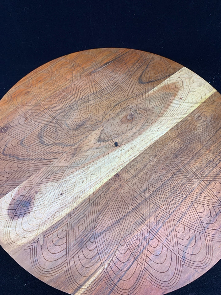 LARGE WOOD CARVED LAZY SUSAN.