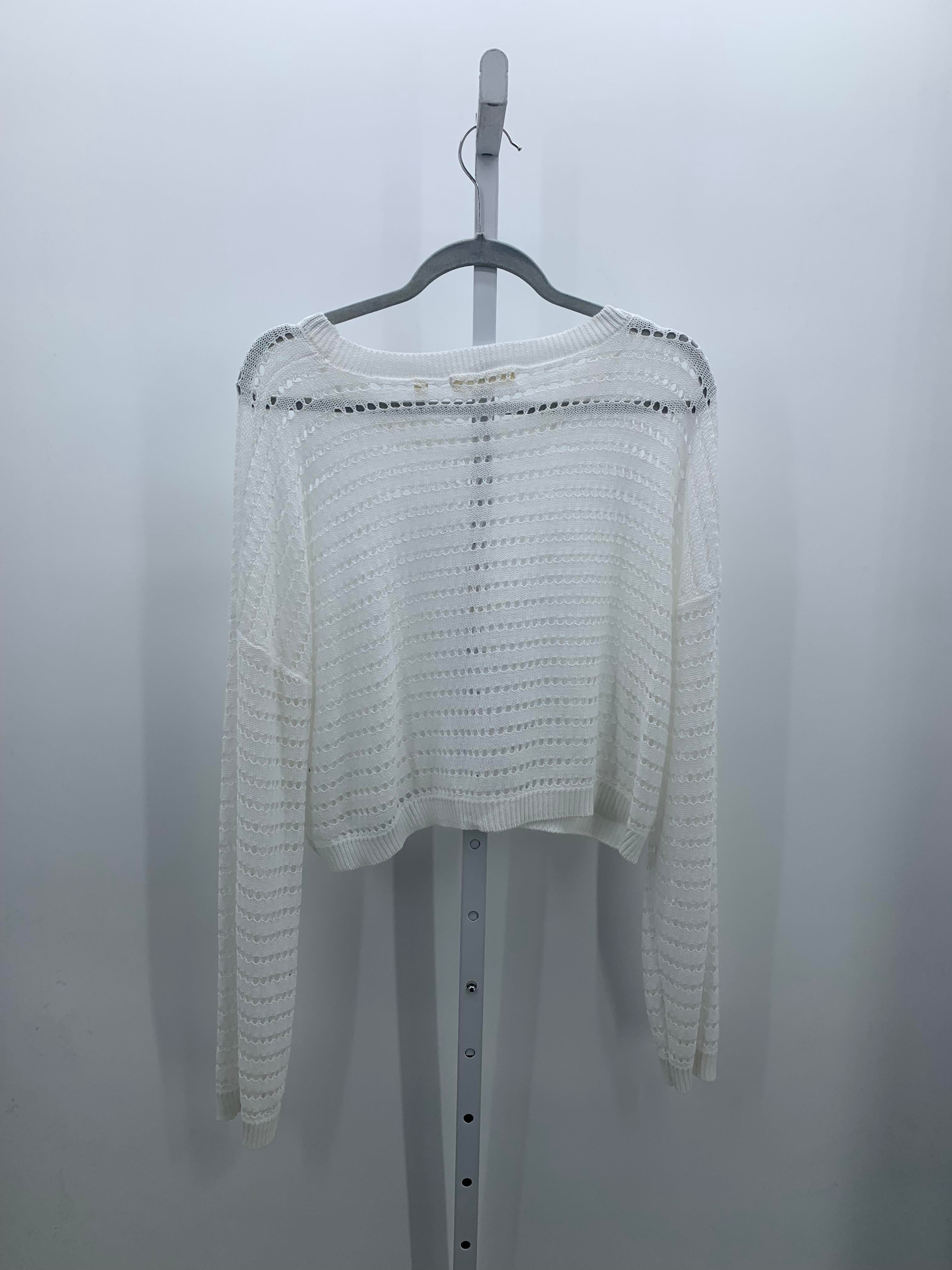 Size Extra Large Juniors Long Sleeve Sweater