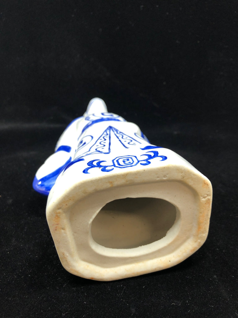 VTG ASIAN SNAKE ZODIAC PORCELAIN FIGURE.