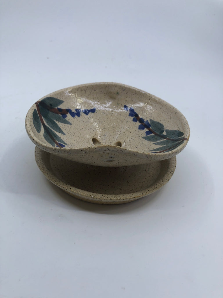 SMALL BLUE POTTERY BERRY STRAINER.