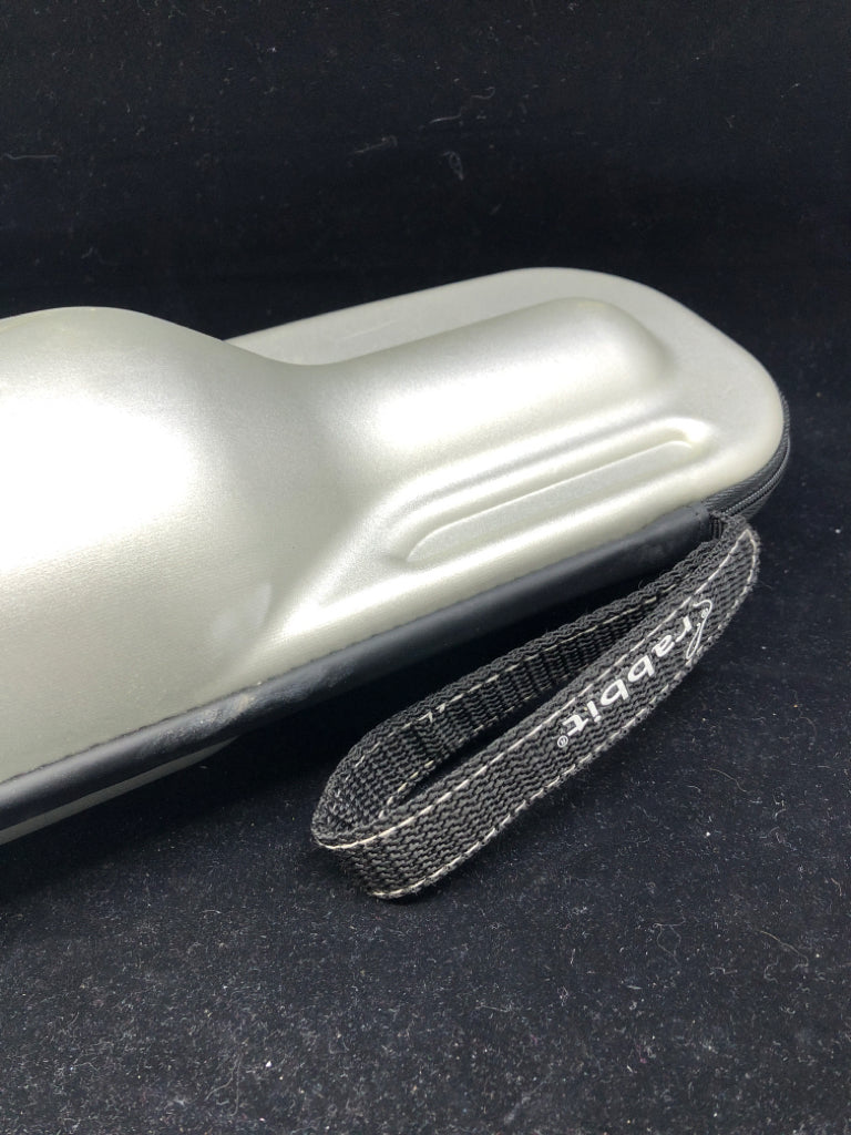 SILVER WINE BOTTLE TRAVEL CASE.