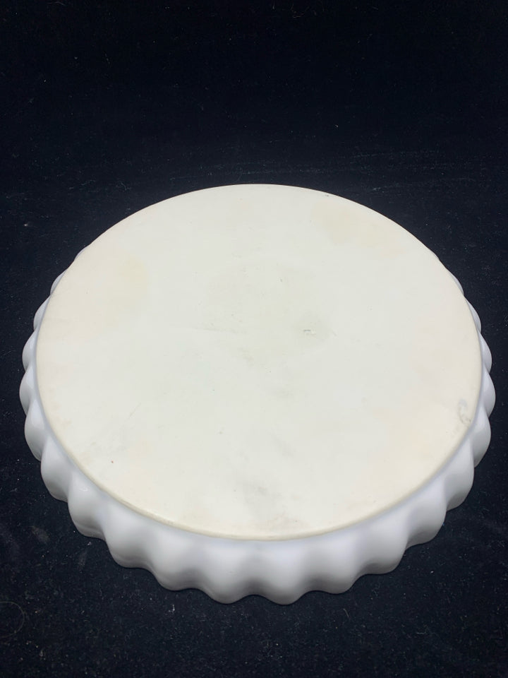 WHITE GLAZED STONEWARE PIE DISH.