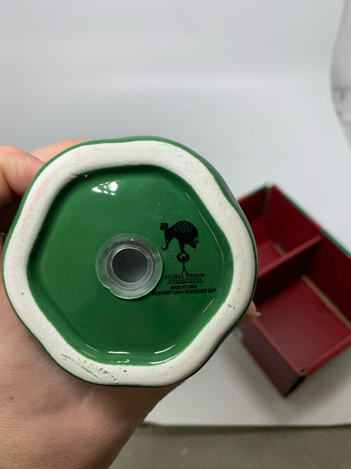 NIB CHRISTMAS TREE SALT/PEPPER SHAKERS HOME ESSENTIALS.