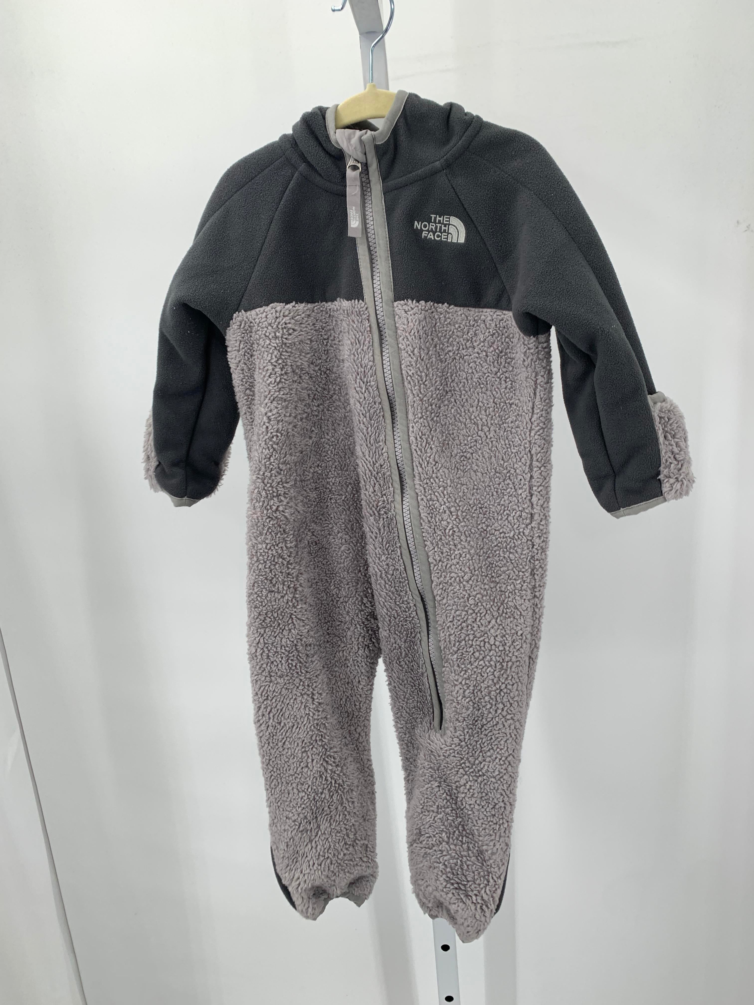 HOODED ZIP FLEECE