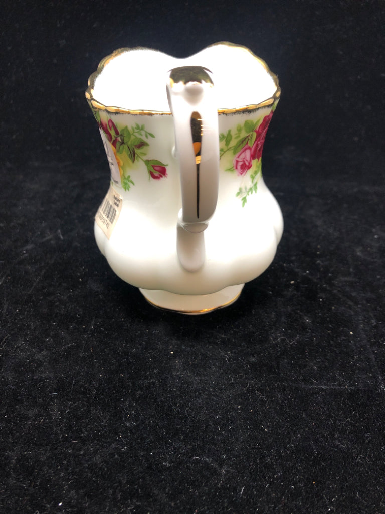 OLD COUNTRY ROSES CREAMER.