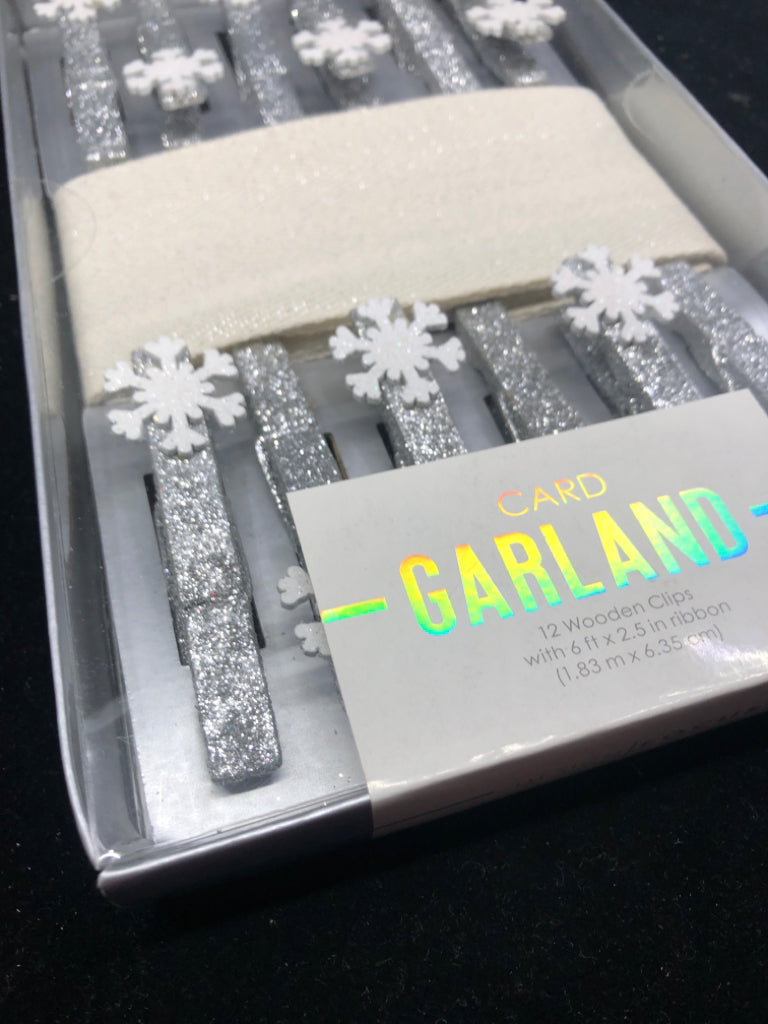 NIB SILVER SPARKLE CARD GARLAND.