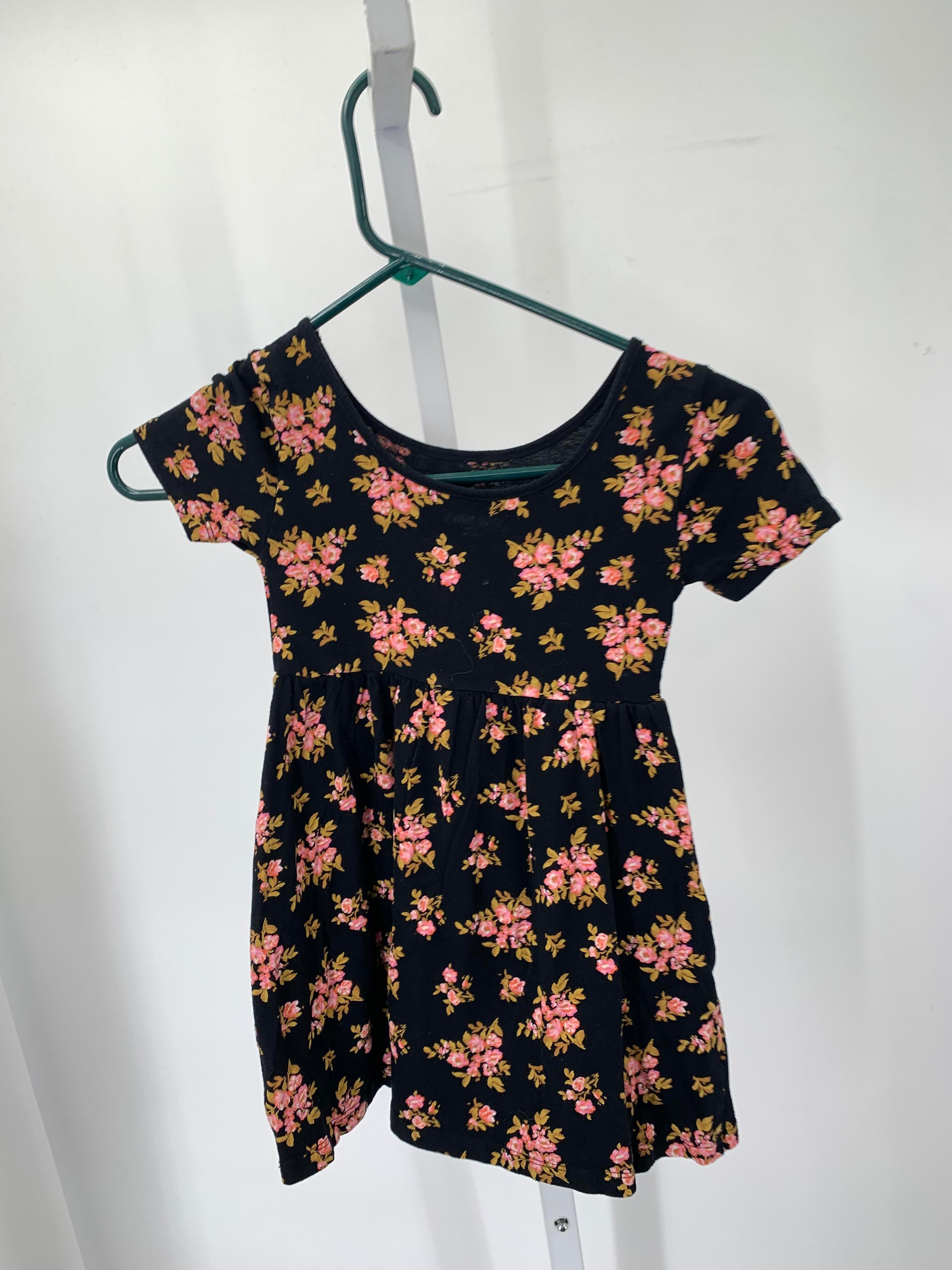 Old Navy Size 5 Girls Short Sleeve Dress