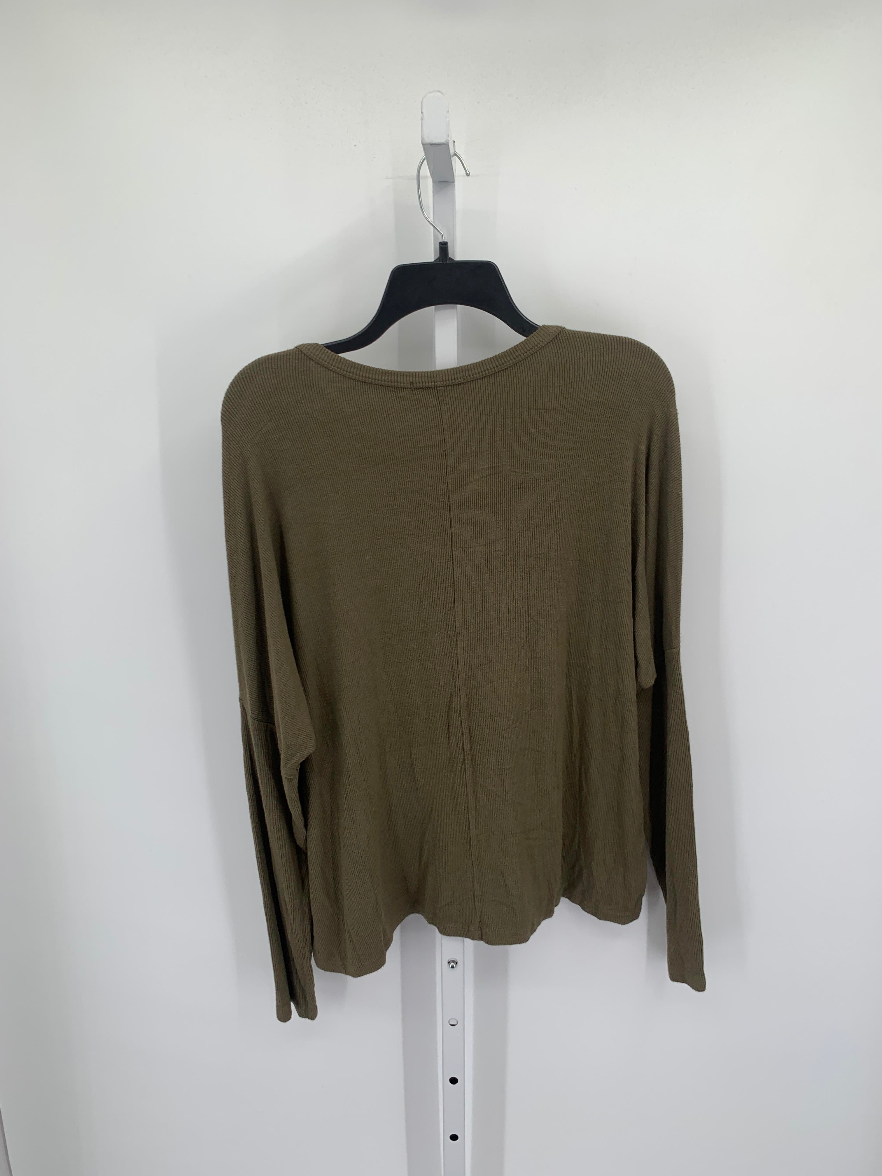 Brandy Melville Size Medium Juniors Long Sleeve Shirt