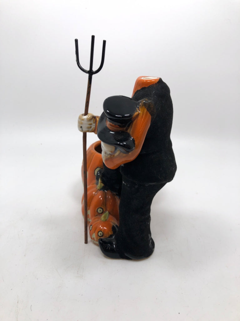 VOTIVE CANDLE HOLDER BONEY BUNCH HEADLESS PUMPKIN-YANKEE CANDLE.