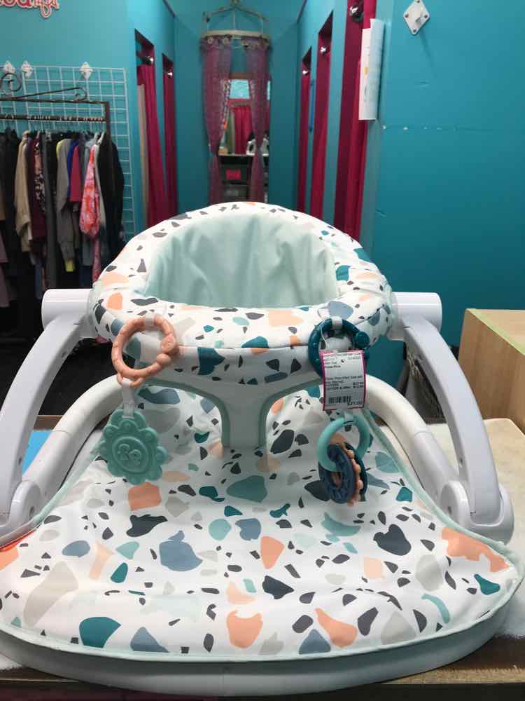 Fisher Price Infant Seat with toys attached, white/blue/peach