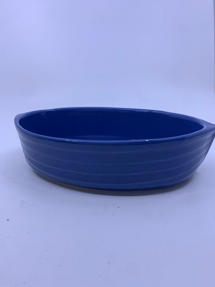 OVAL BAKING DISH.