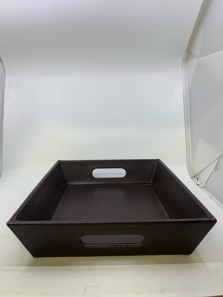 FAUX LEATHER TRAY W/ HANDLES.