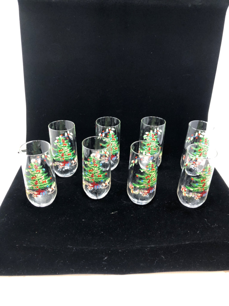 8 CHRISTMAS TREE GLASS TUMBLERS.