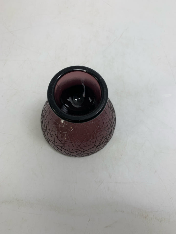 VTG DARK PURPLE TEXTURED EGG CUP.