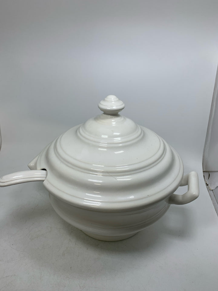LARGE HEAVY SOUP TUREEN W/ LADLE & LID.