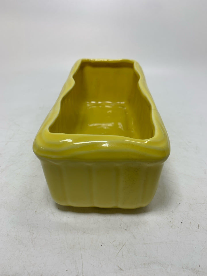 VTG YELLOW RECTANGLE PLANTER.