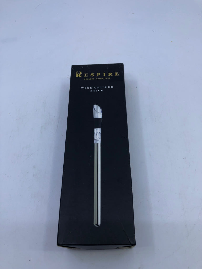 NIB WINE CHILLER STICK.
