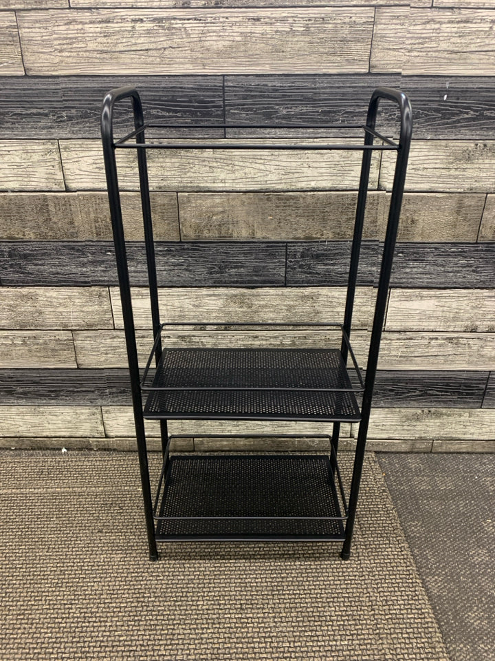 2-TIER BLACK METAL ORGANIZER.