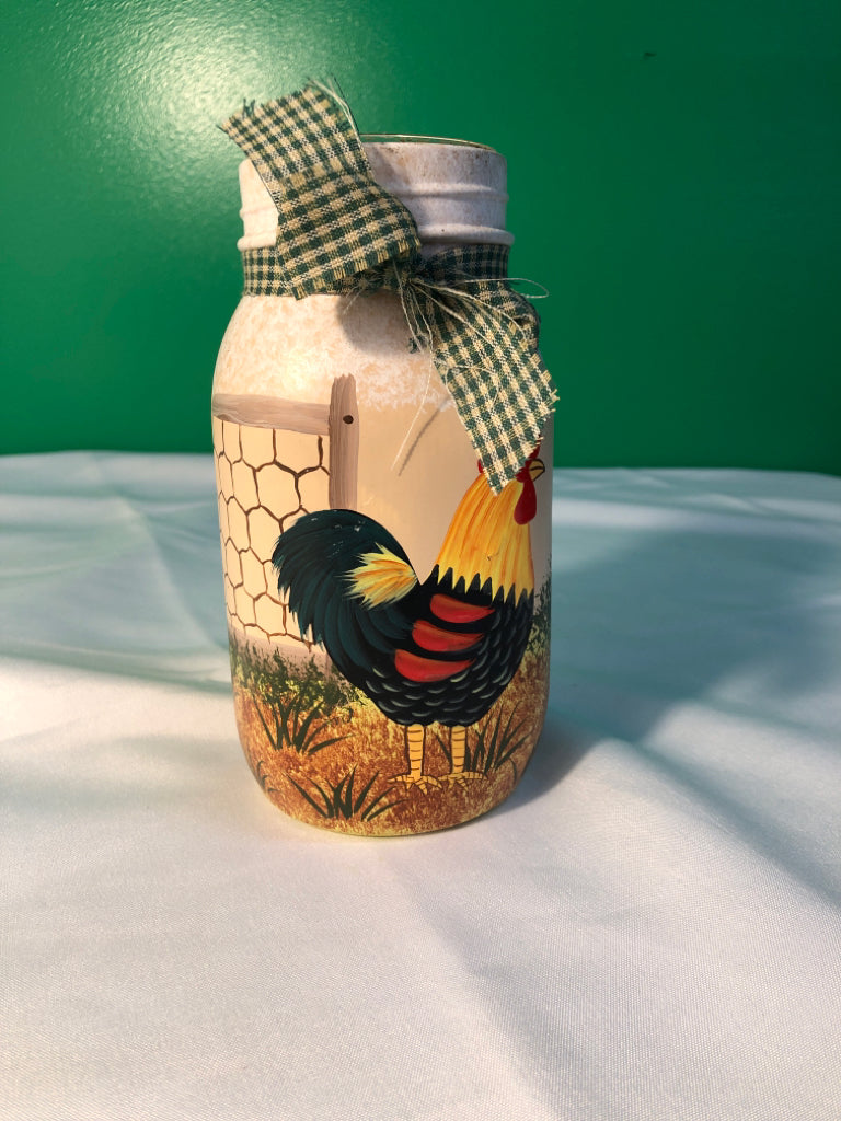 PAINTED ROOSTER TEA LIGHT HOLDER.