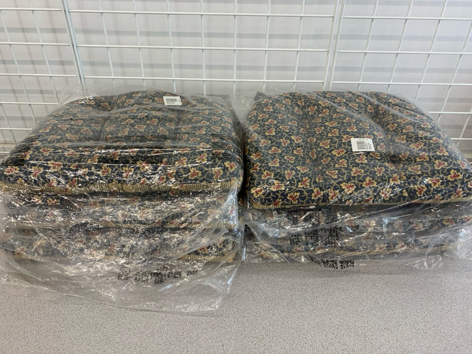 6 NIP FLORAL SEAT CUSHIONS.