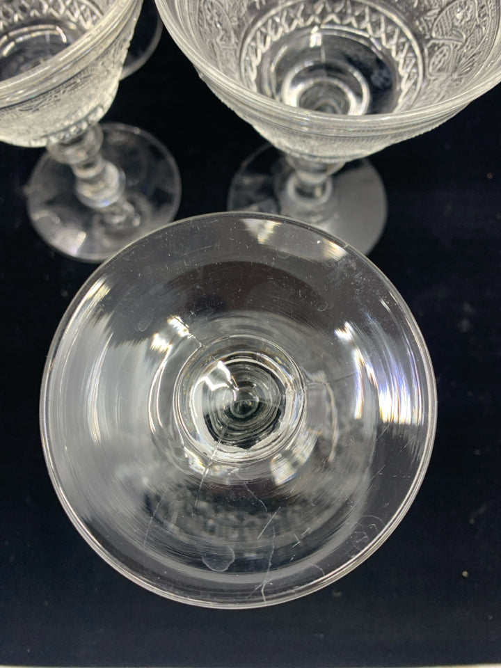 8 FOOTED ETCHED TALL WINE GLASSES.