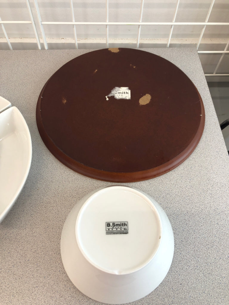 6PC WHITE CERAMIC SERVING SET ON WOOD TRAY.