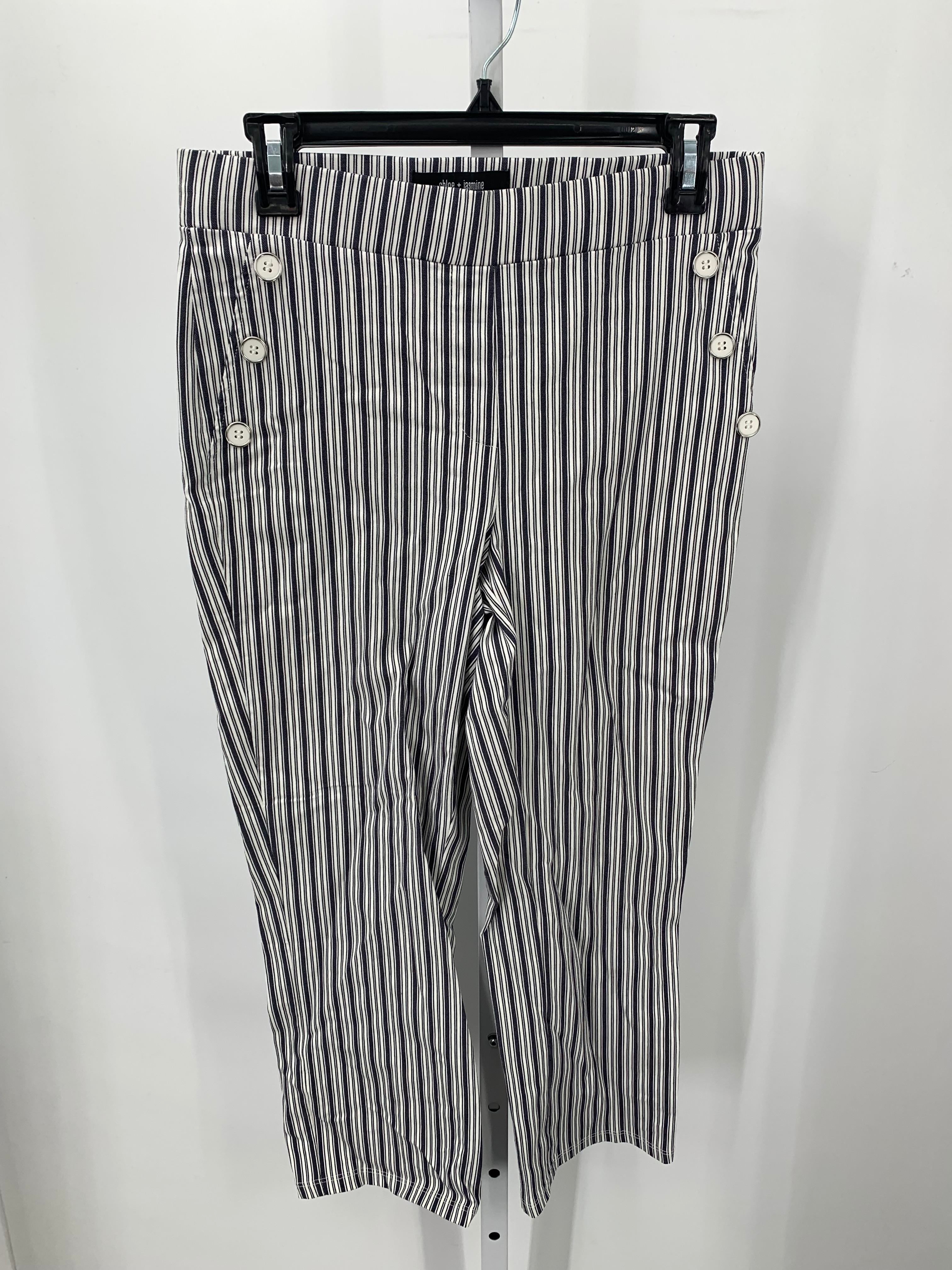 Size Medium Misses Cropped Pants