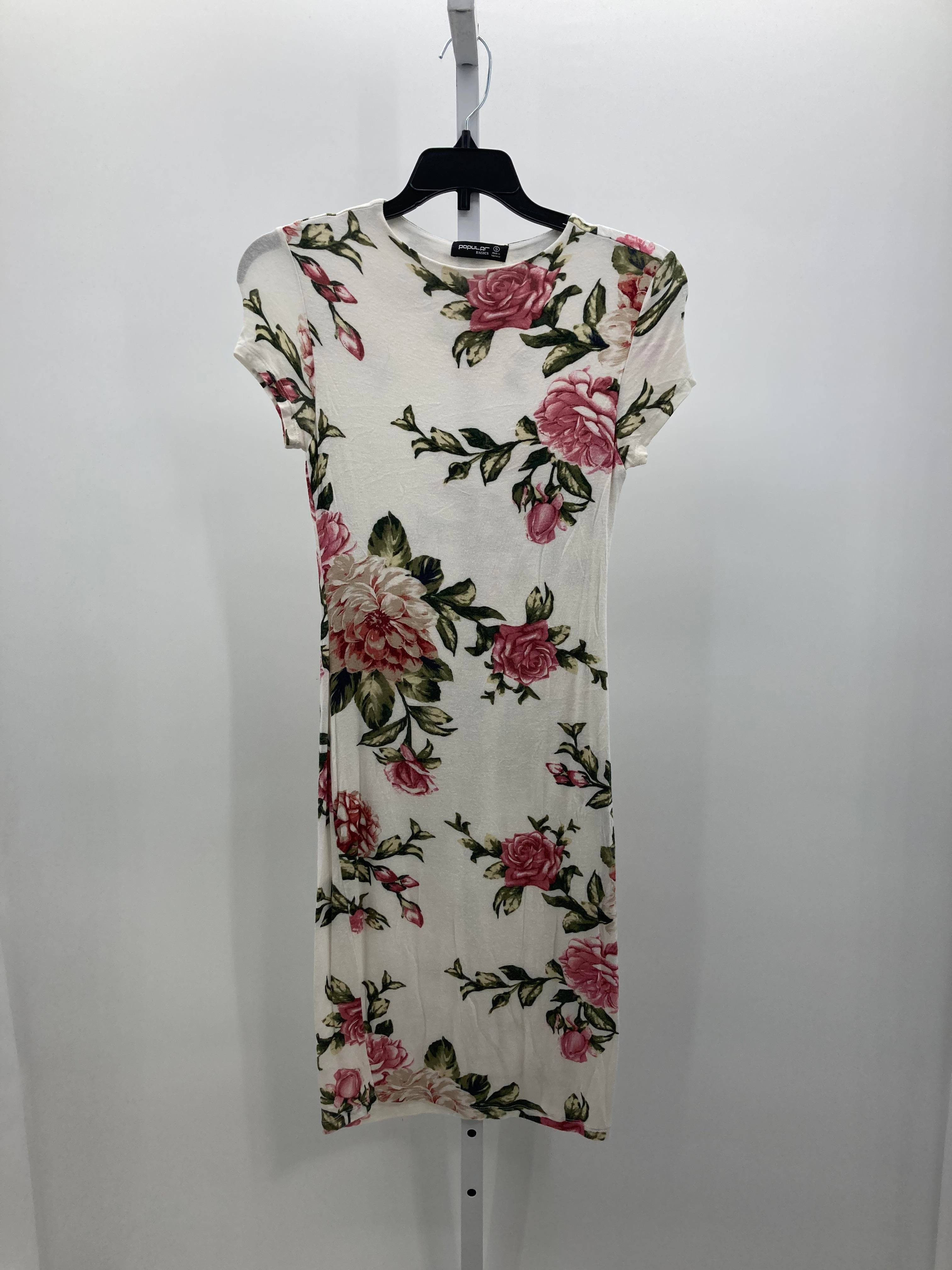 Size Small Juniors Short Sleeve Dress