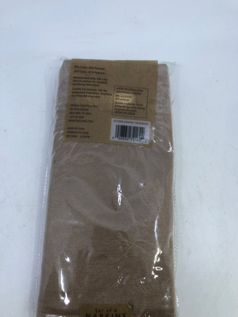 NIP 4 BROWN NAPKINS.